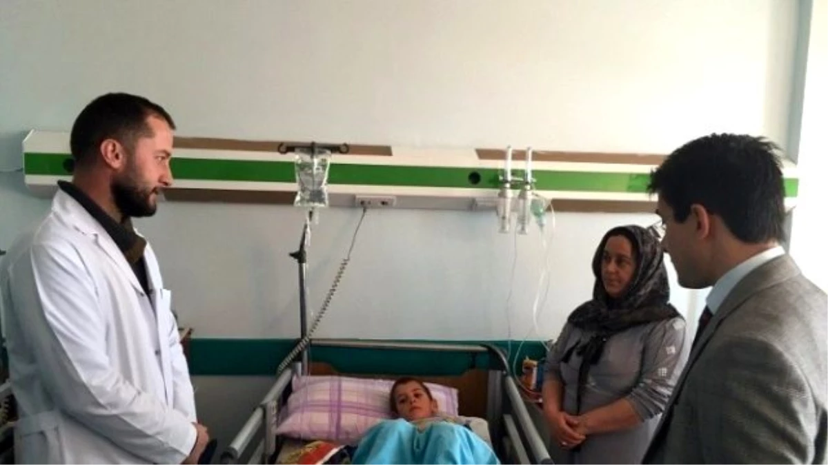 Kaymakam Öztürk\'ten Hastane Ziyareti