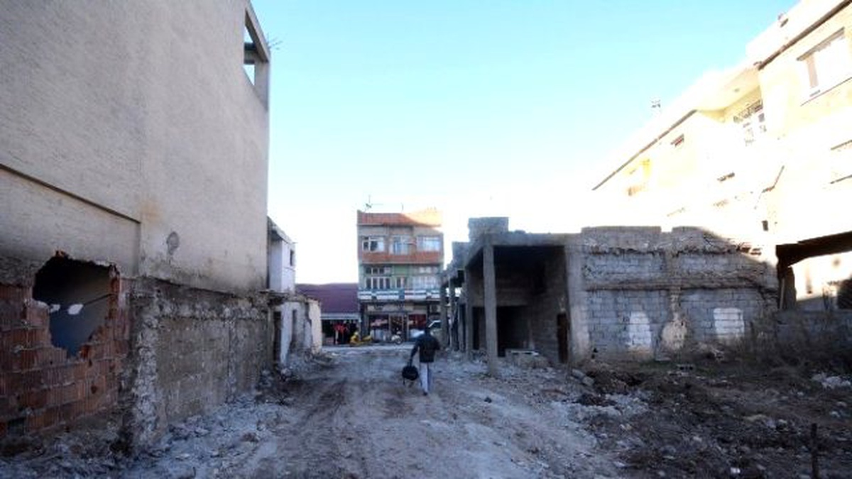 Osmaniye\'de Yeni Yol Açma Çalışmaları