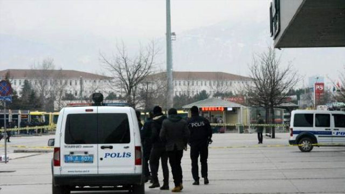 Patlatılan Şüpheli Paketten Çıkan Yumurtaları Menemen Yapacak