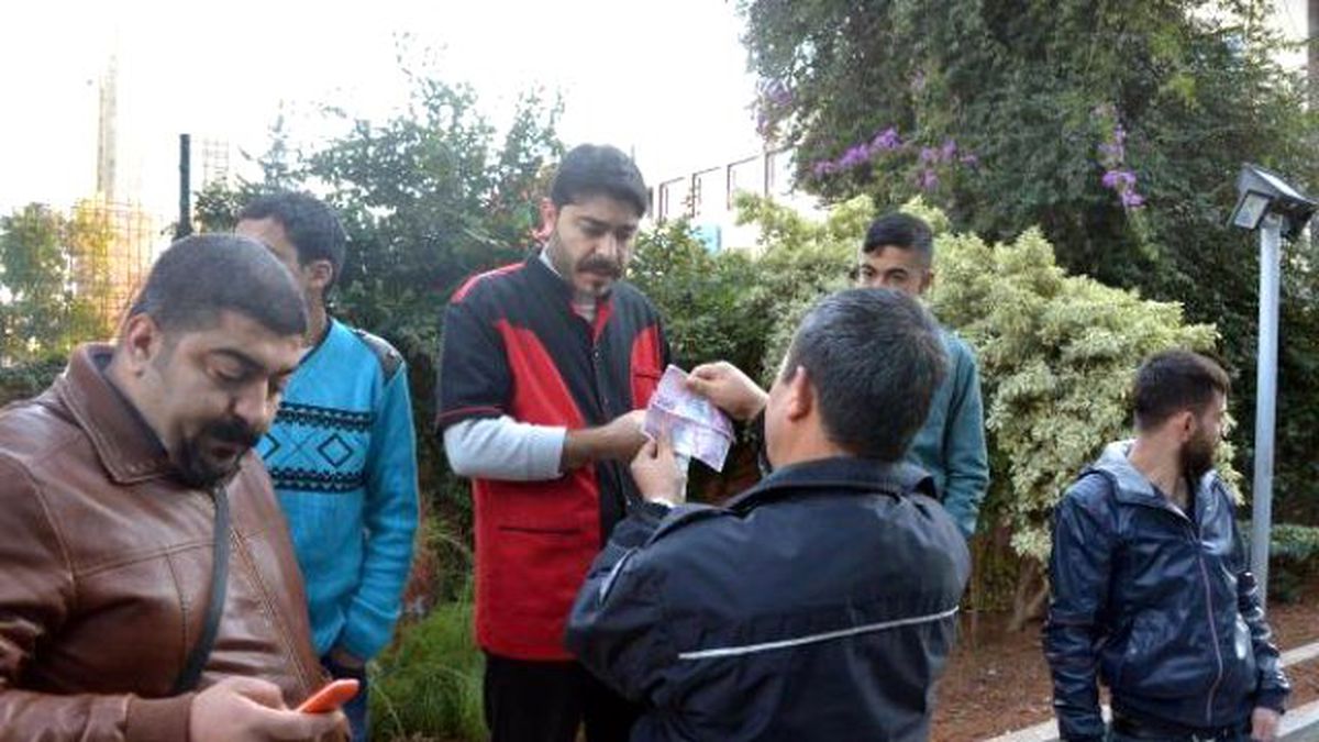 Sahte 200 Lirayla Kebapçıyı Dolandırdı