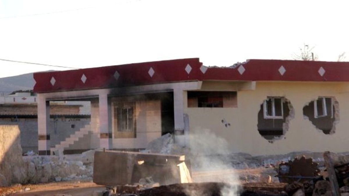 Şanlıurfa\'da 20 Evi Yağmalayıp Ateşe Verdiler