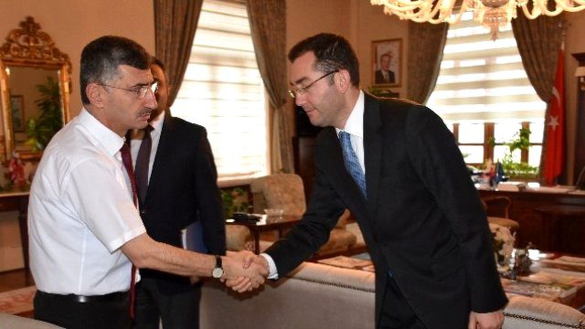 Tkdk Manisa İl Koordinatörlüğüne Atanan Kürşat Dağdelen\'den Vali Bektaş\'a Ziyaret