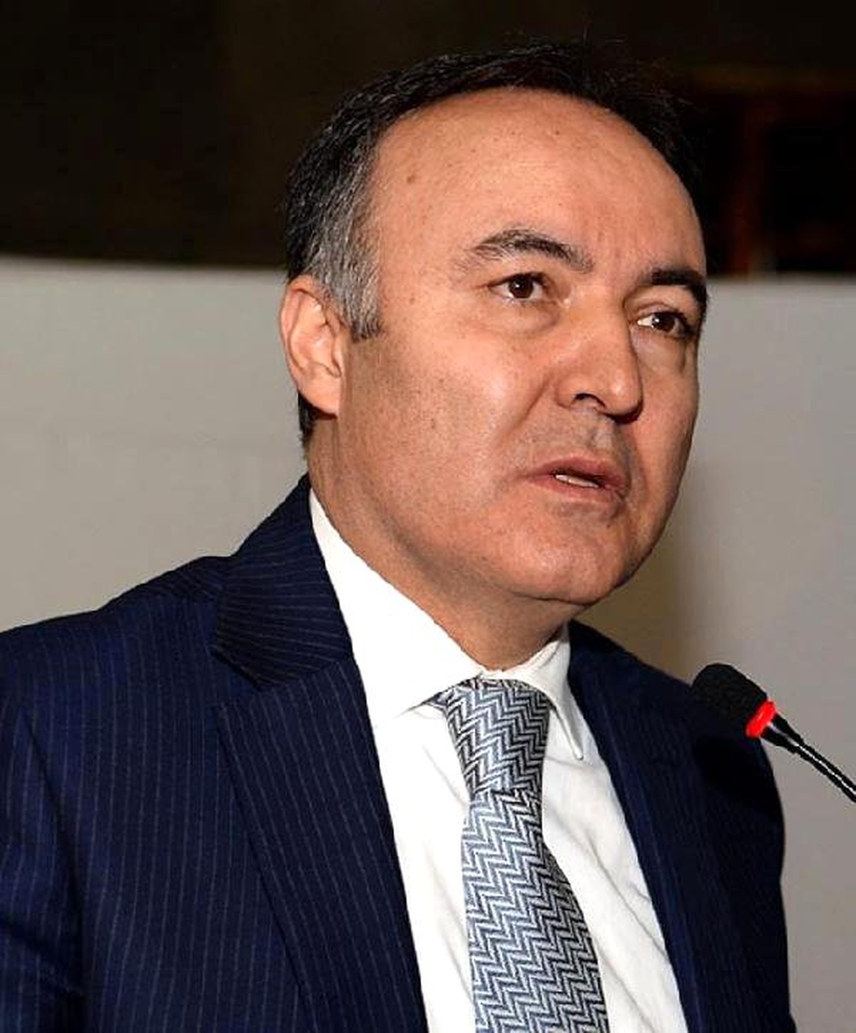 Erzurum Valisi, Dünya Curling Şampiyonası\'nın İptal Edilmesine Tepki Gösterdi