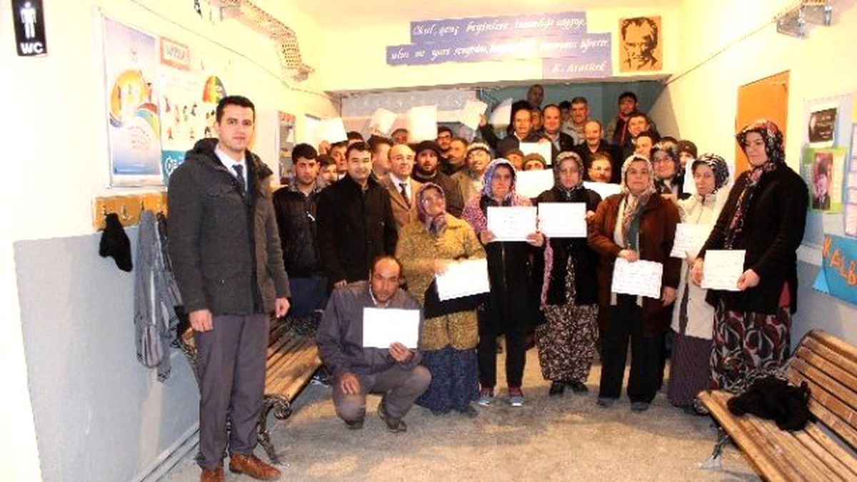 Karaman\'da 232 Kişiye Sürü Yöneticisi Sertifikası Verildi