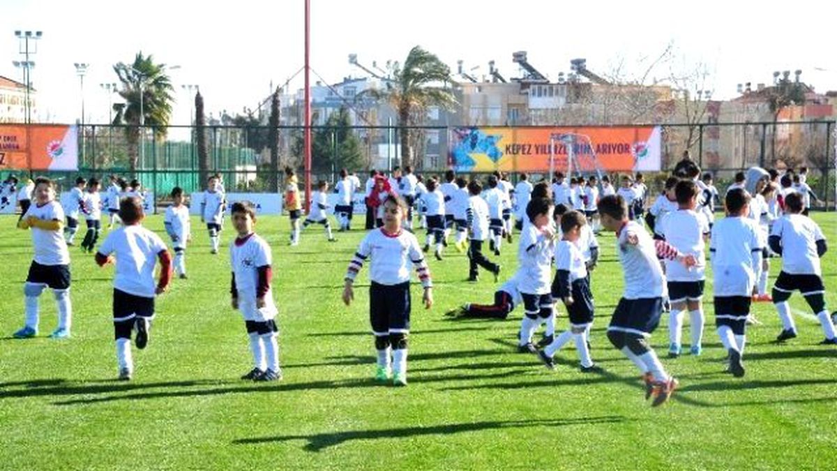 Kepez\'in Yıldızları\' Projesi Başbakanlık\'ta Yarışacak