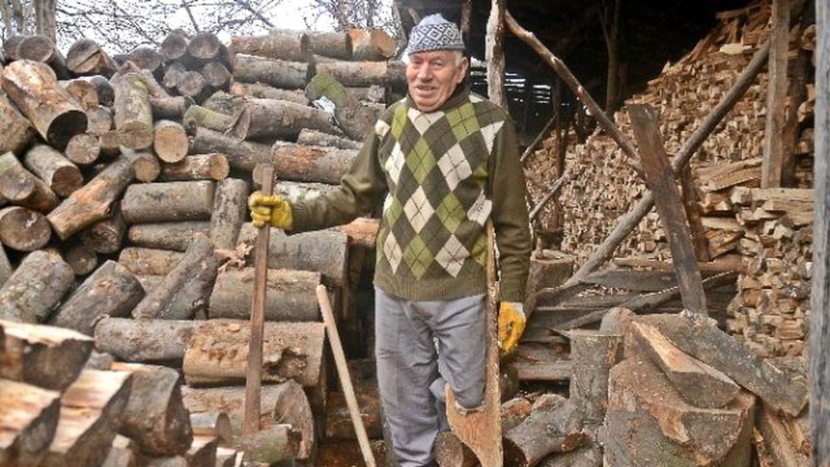 80'lik Delikanlı Tek Bacağıyla Tonlarca Yükün Altında