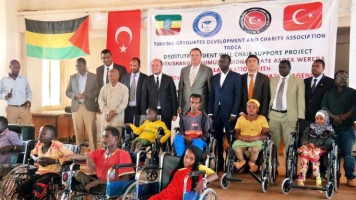 Tika\'dan Etiyopya\'daki Engellilere Yardım