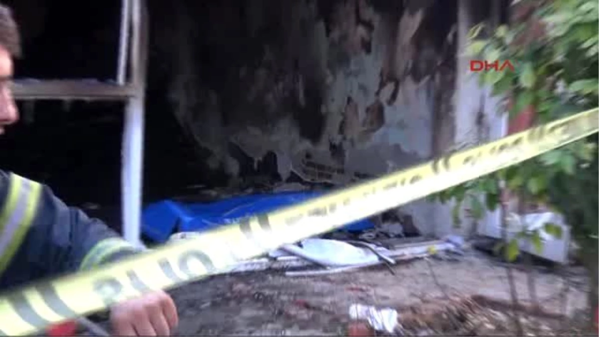 Adana - Kullanılmayan Dükkanda Çıkan Yangında Öldü
