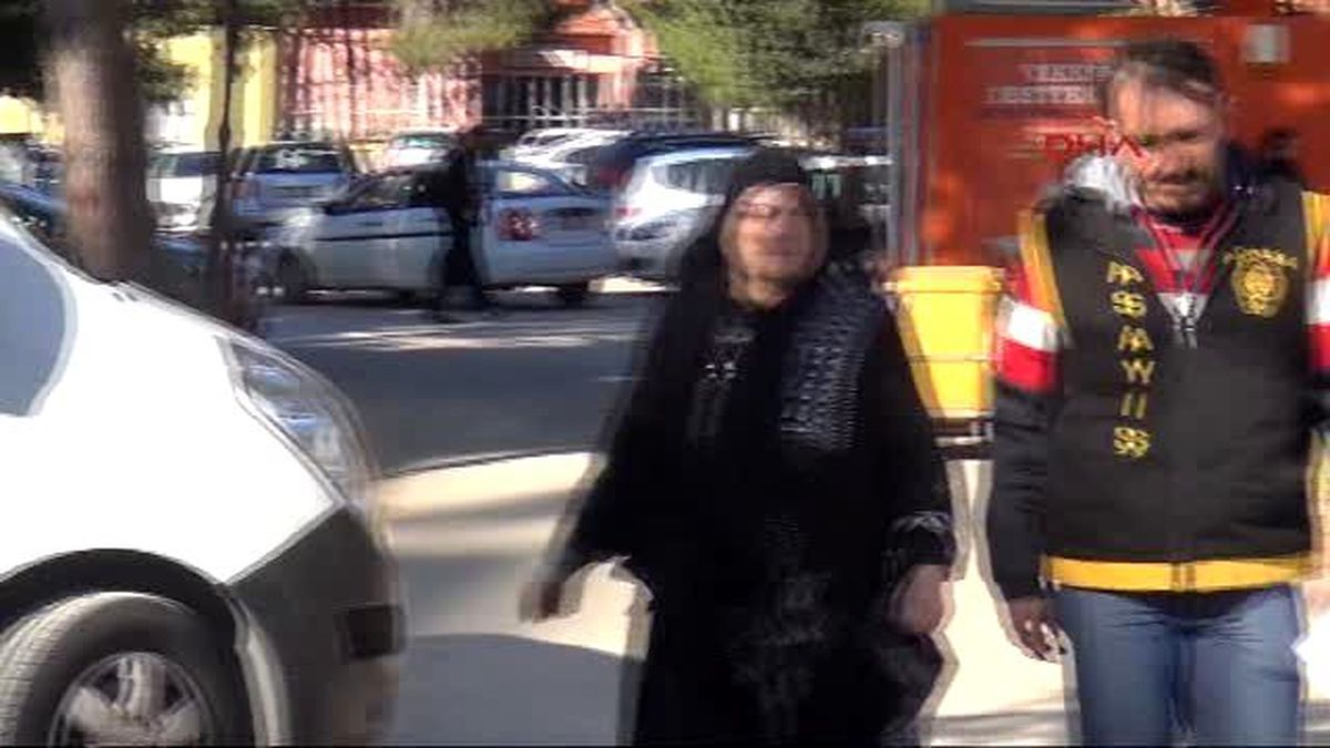 Sığınmacı Kadınlara Fuhuş yaptıran Suriyeli Kadın Tutuklandı