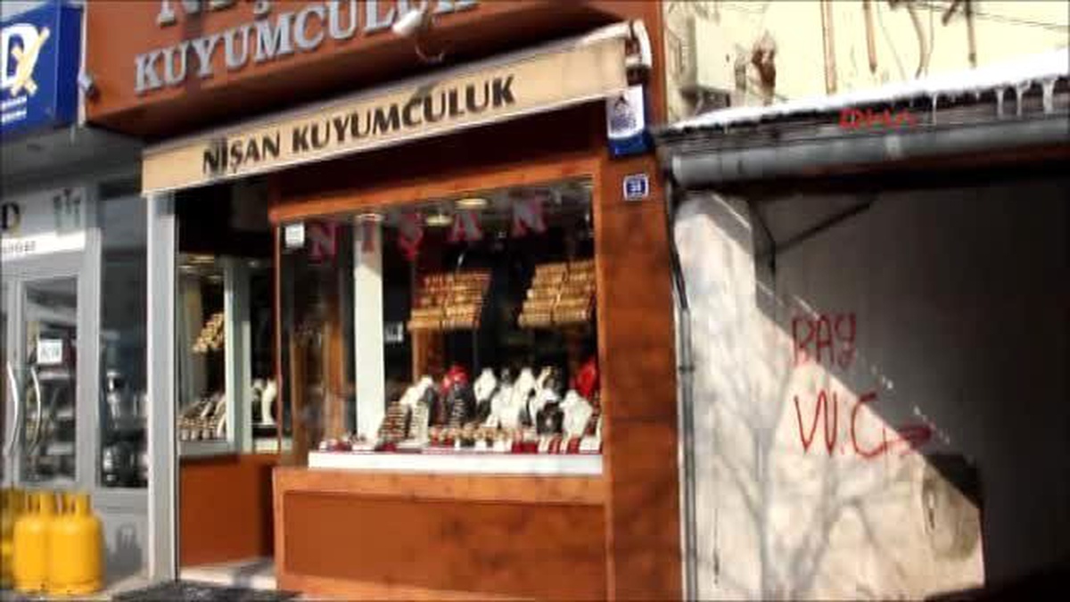 Ağrı-Kar Maskesi Taktı, Kuyumcuyu Soydular