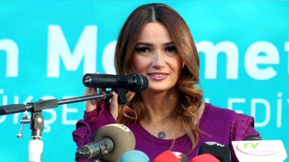Akpm Üyesi Paşayeva\'dan İslam Karşıtlığı Uyarısı