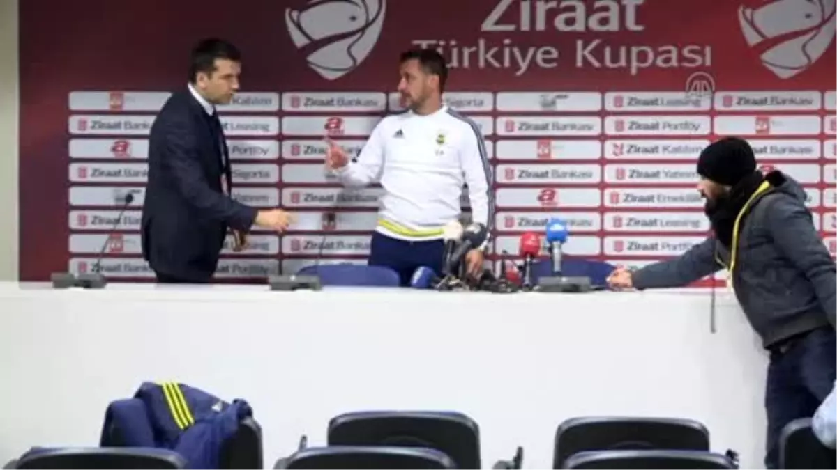 Pereira, Emenike Sorusunu Es Geçti