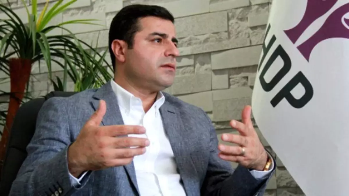 Demirtaş, Hendek Kazan PKK\'lılara \'Direnişçi\' Dedi