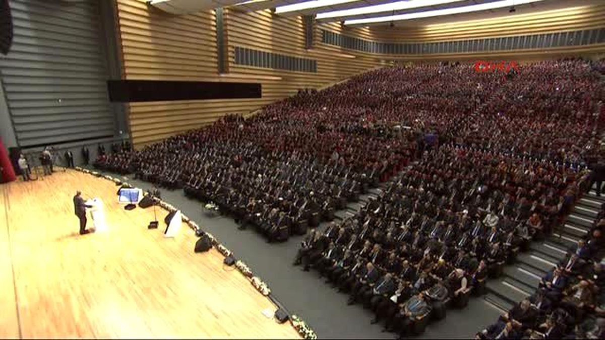 Erdoğan Hem Seçilmiş Başbakan Hem Seçilmiş Cumhurbaşkanı\'yla Bu Sistemin Yürümesi Güçtür -2