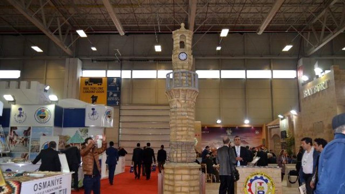 Farklı Kültürler Emitt Fuarı\'nda Buluştu