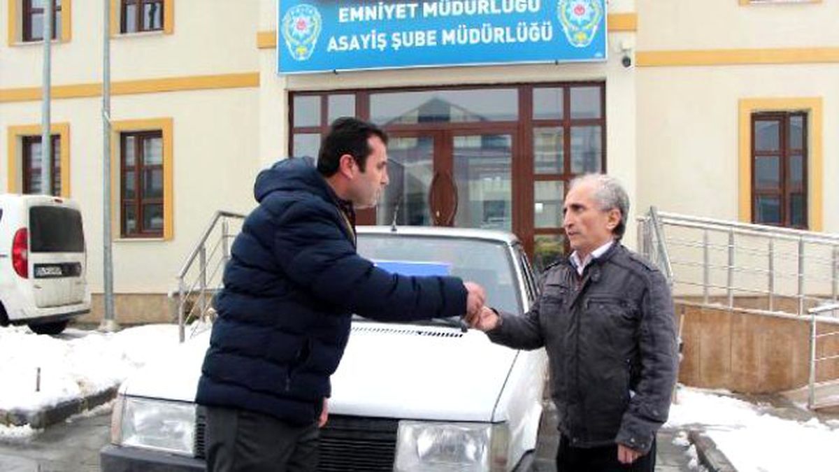 Garsonun Banka Kredisiyle Adığı Otomobilini Çalan 2 Kişi Yakalandı