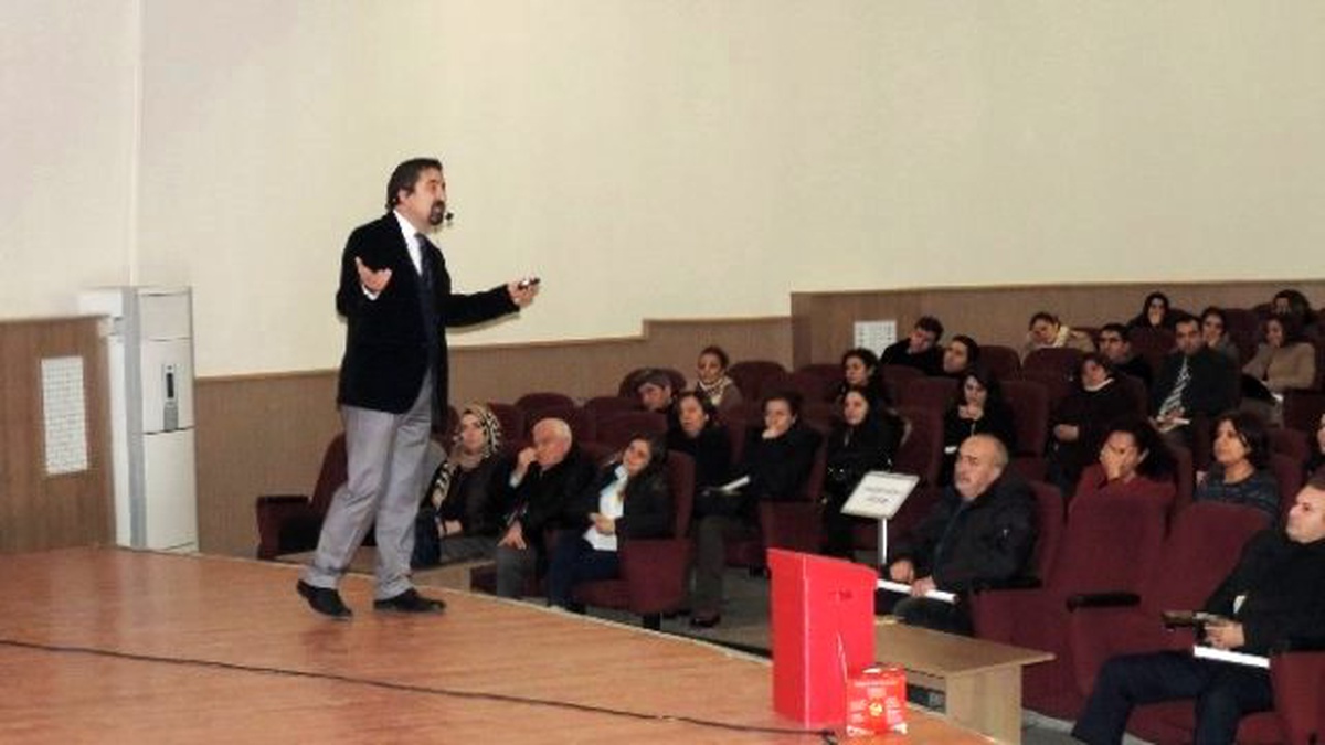 Mamaklı Öğrencilere Yeni Dönüşüm Seminerleri