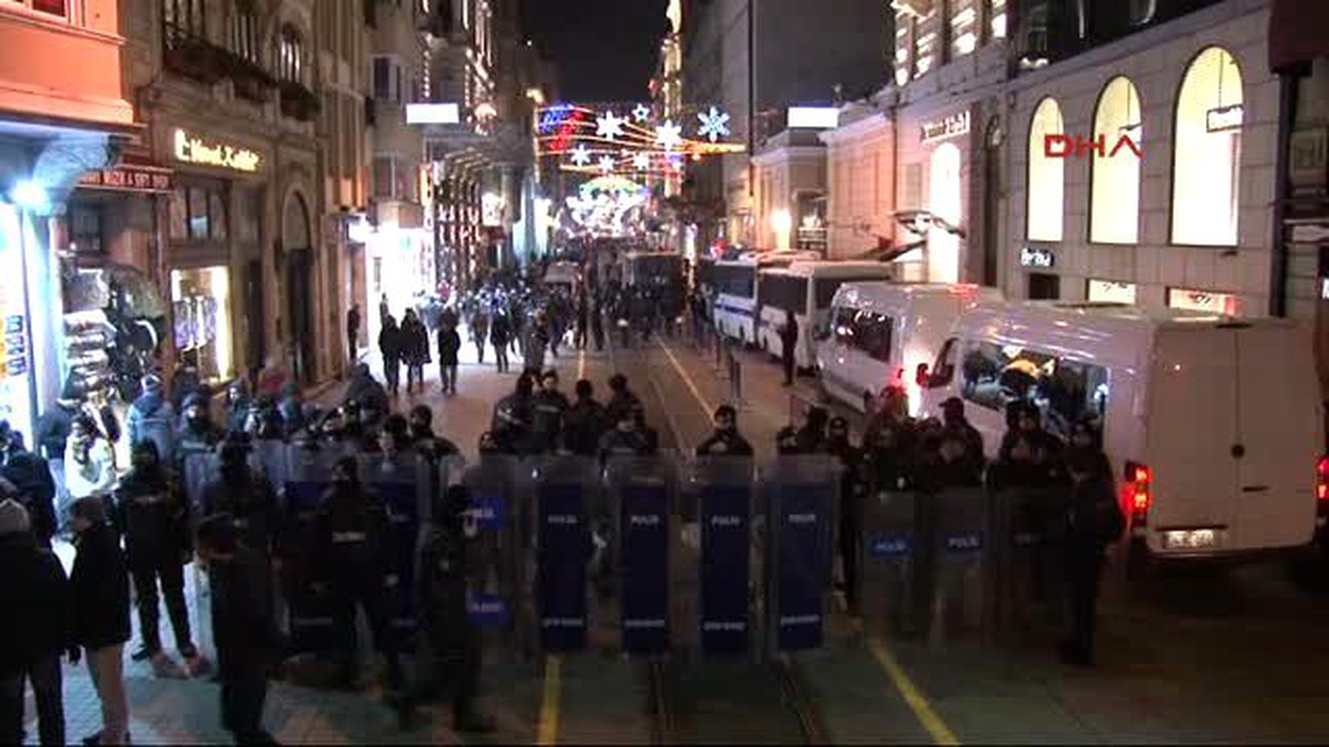 Rus Başkonsolosluğu Önünde Alperen Ocaklarından Protesto