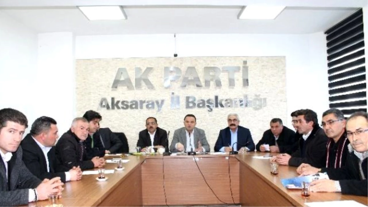Aksaray AK Parti Teşkilatı Köy Muhtarları İstişare Toplantısı Yaptı