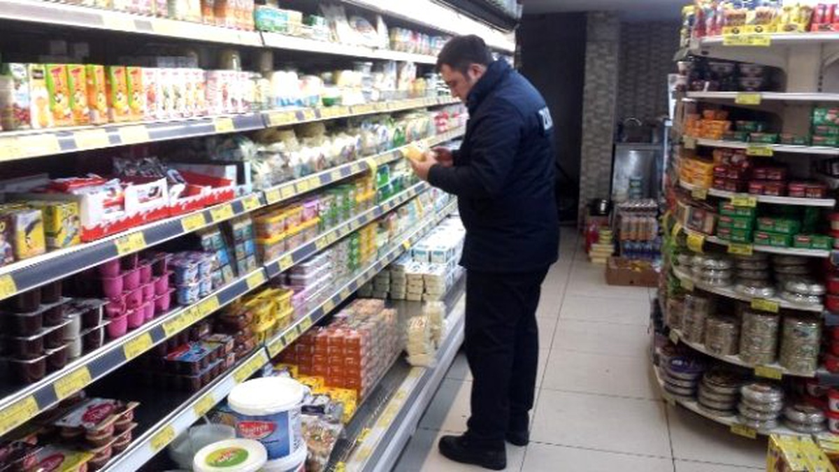 Çaycuma Zabıta Ekiplerinden Bakkal ve Marketlere Denetim