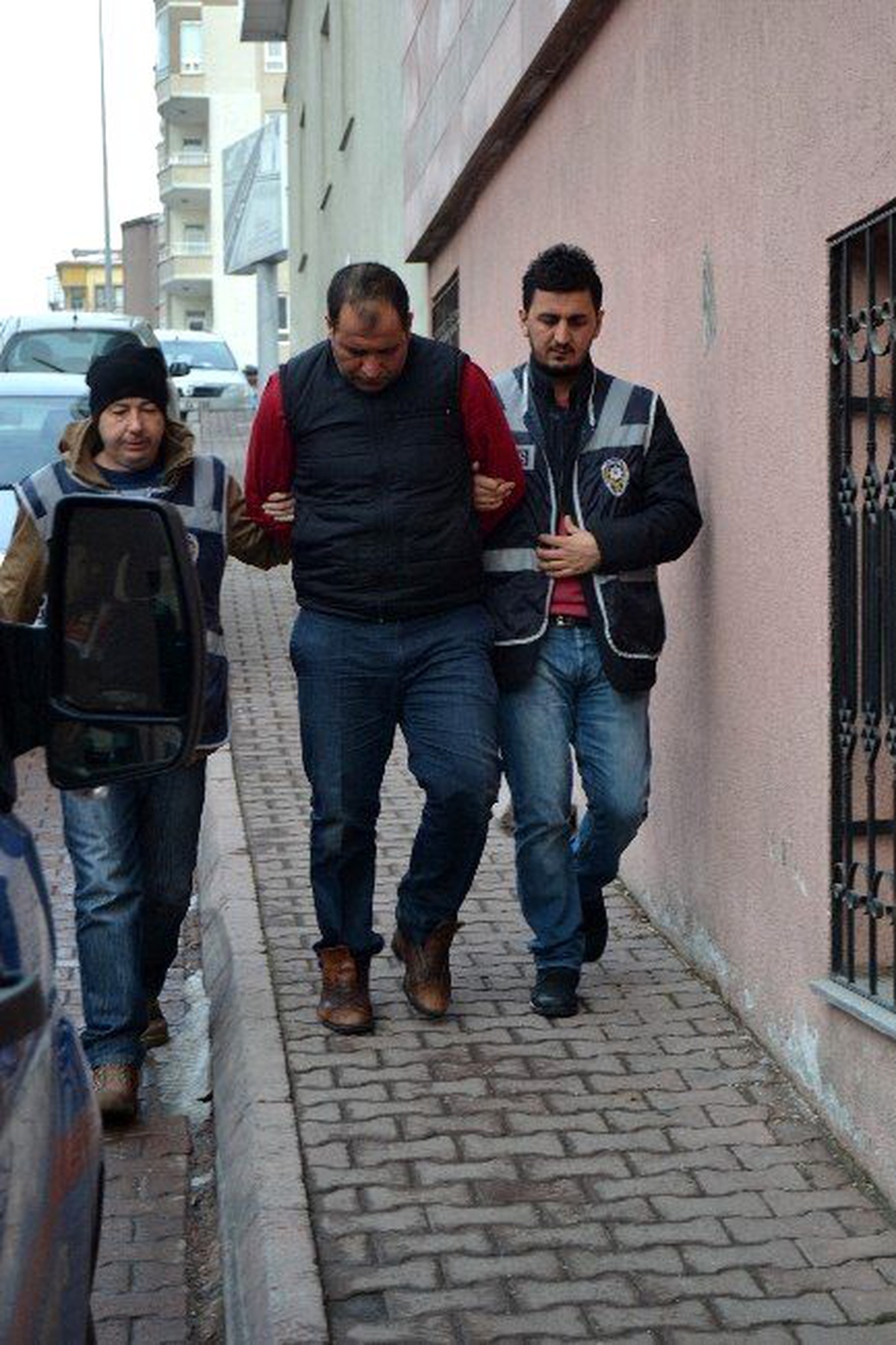 Kayseri\'de Uyuşturucu Operasyonunda 4 Gözaltı