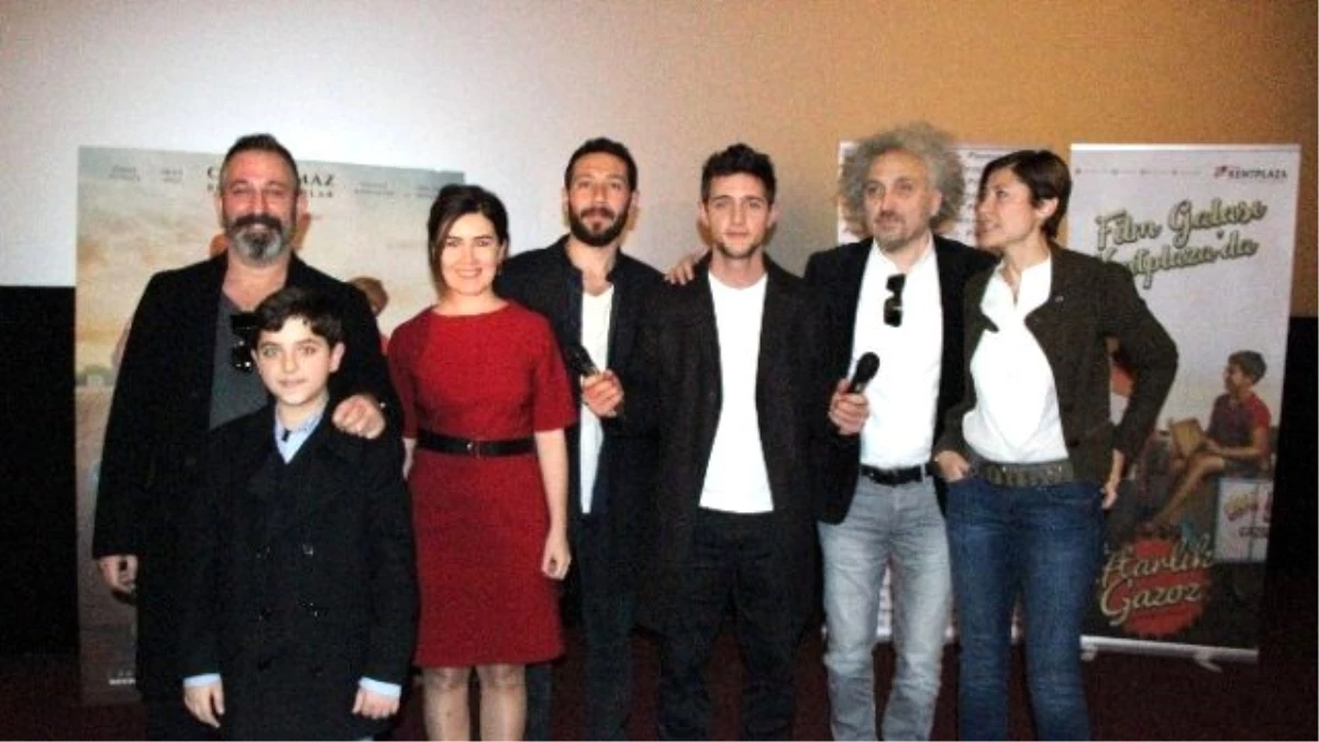 Cem Yılmaz Yeni Filmini Konyalılarla İzledi