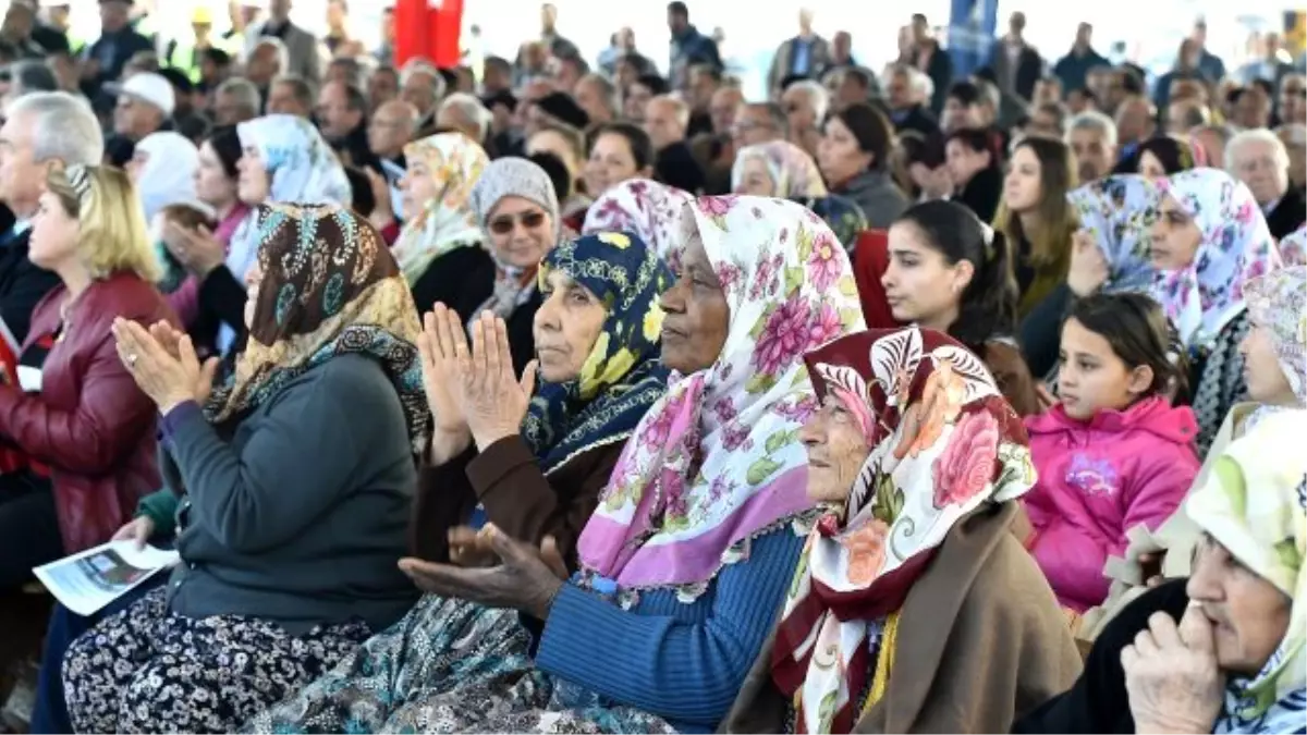 Çiçeklerimiz Hep Mis Gibi Koksun Diye..