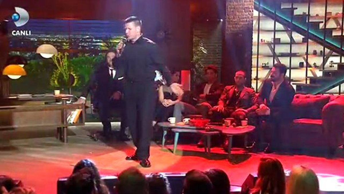 Detone Olan Damat Adayına Beyaz Bir Şans Daha Verdi