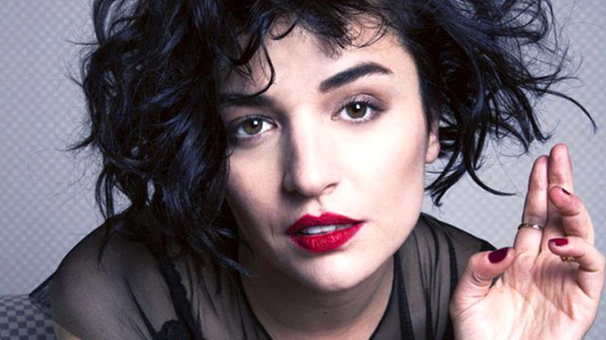 Gonca Vuslateri, Yıllar Önceki Fotoğrafını Paylaştı