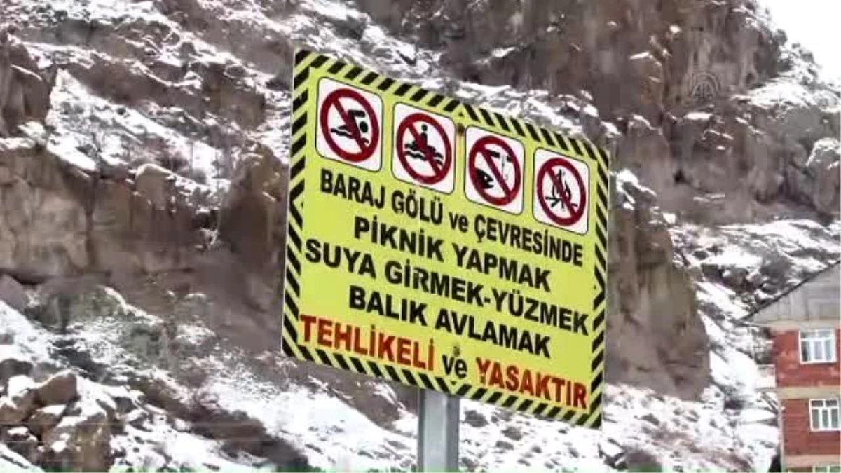 Hasta Oğlunu Bırakıp Yardıma Koştu