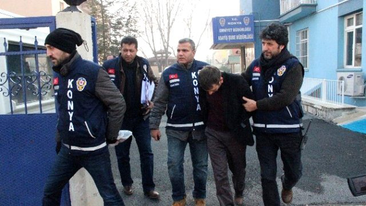 Evinde 9 Yerinden Bıçaklarak Öldürülen Yaşlı Kadının Katili Tutuklandı