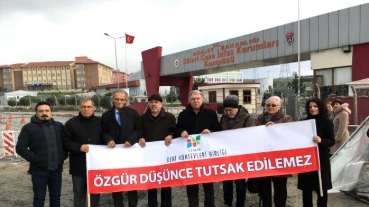 Umut Nöbeti"Nde İzmir Kent Konseyleri Birliği Vardı