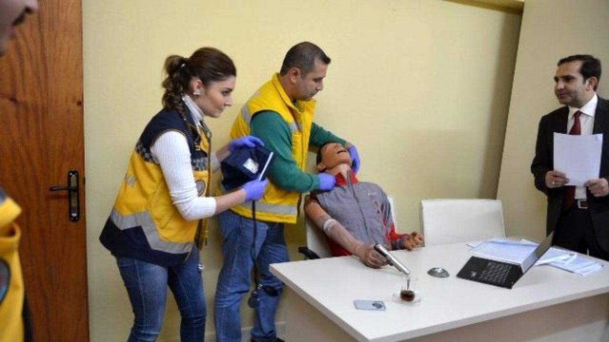 Uşak\'ta 112 Personeline "Adli Vakalarda Delillere Yaklaşımı Eğitimi"