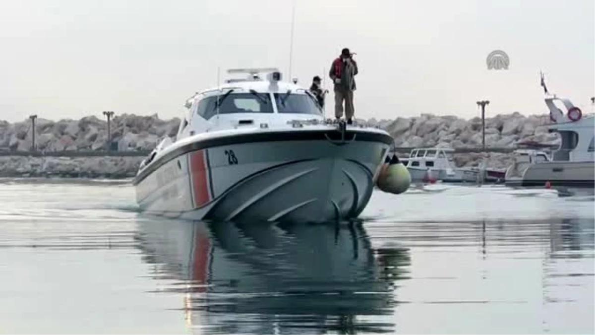Yabancı Uyrukluları Taşıyan Tekne Battı: 10 Ölü