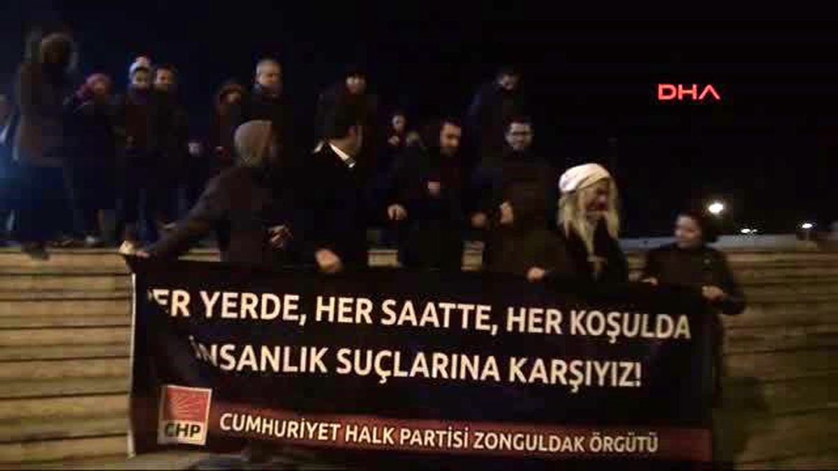Zonguldak\'ta CHP\'lilerden \'Tecavüz\' Protestosu