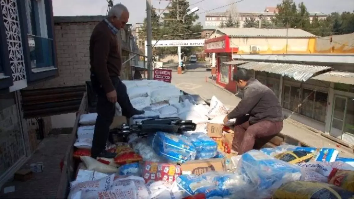 Adıyaman\'dan, Bayırbucak Türkmenleri\'ne 2 Tır Dolusu Yardım