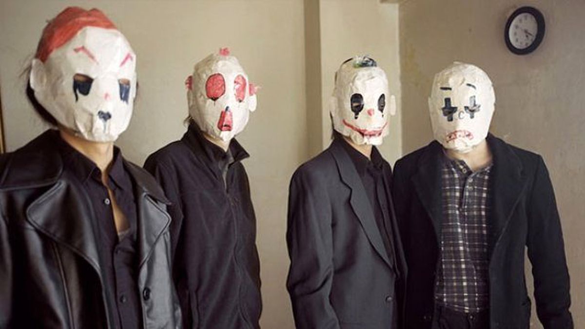 Altı Kardeş 14 Yıl Boyunca Evden Çıkamadı