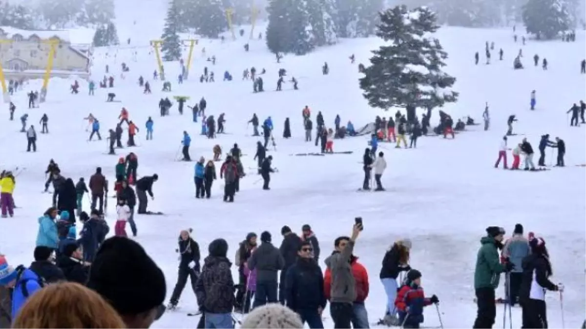 Beyaz Cennet Uludağ\'da Trafik Çilesi