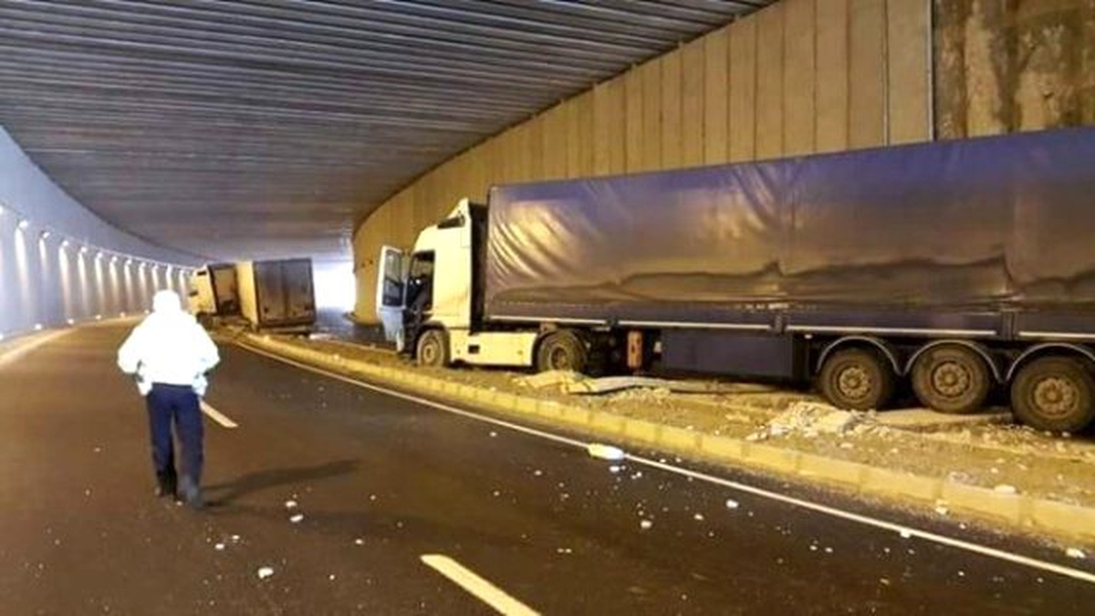 Erzincan da Zincirleme Kaza: 1 Yaralı