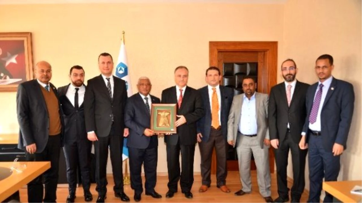 Etiyopya Büyükelçisi\'nden Adana Btü\'ye Ziyaret