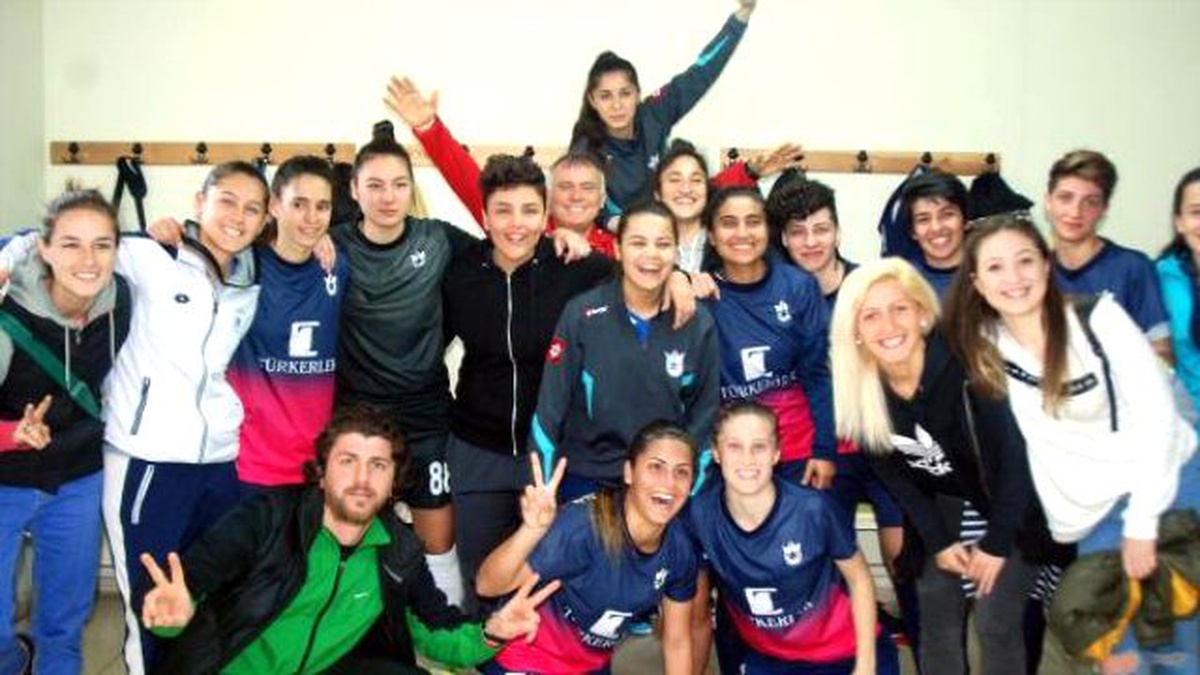 Konak Belediyespor-Eskişehirspor: 17-1 (Kadınlar Futbol 1\'inci Ligi)