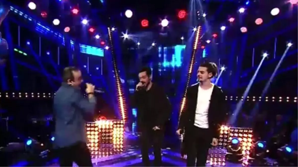 Murat Boz ve Yarışmacılarından Müthiş Performans!