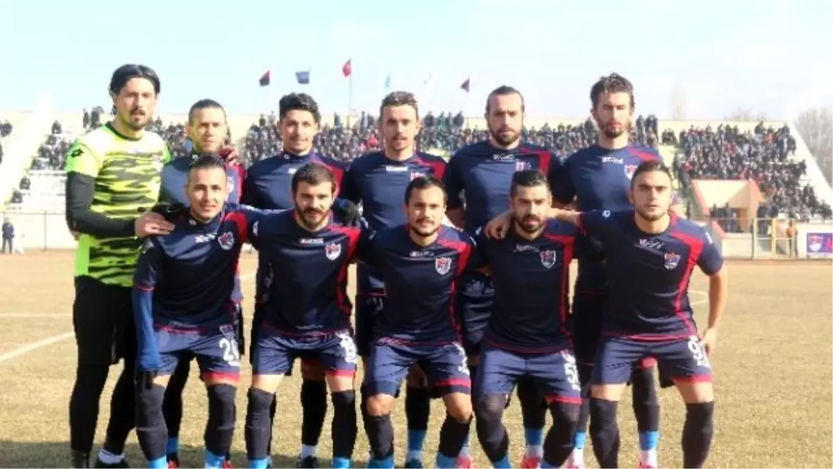 Niğde Belediyespor Evinde Kazandı