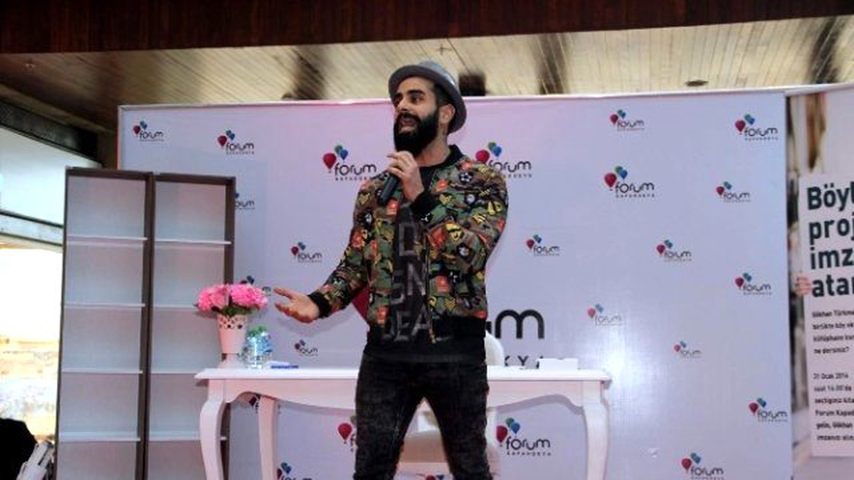 Gökhan Türkmen: "Ses Yarışmalarını Ciddiye Alanların Psikolojileri Bozuluyor"