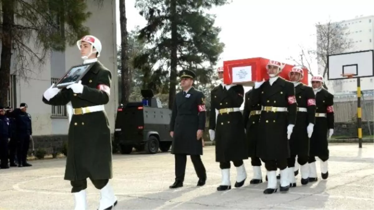 Şehit Uzman Çavuş Selçuk Paker İçin Tören Düzenlendi