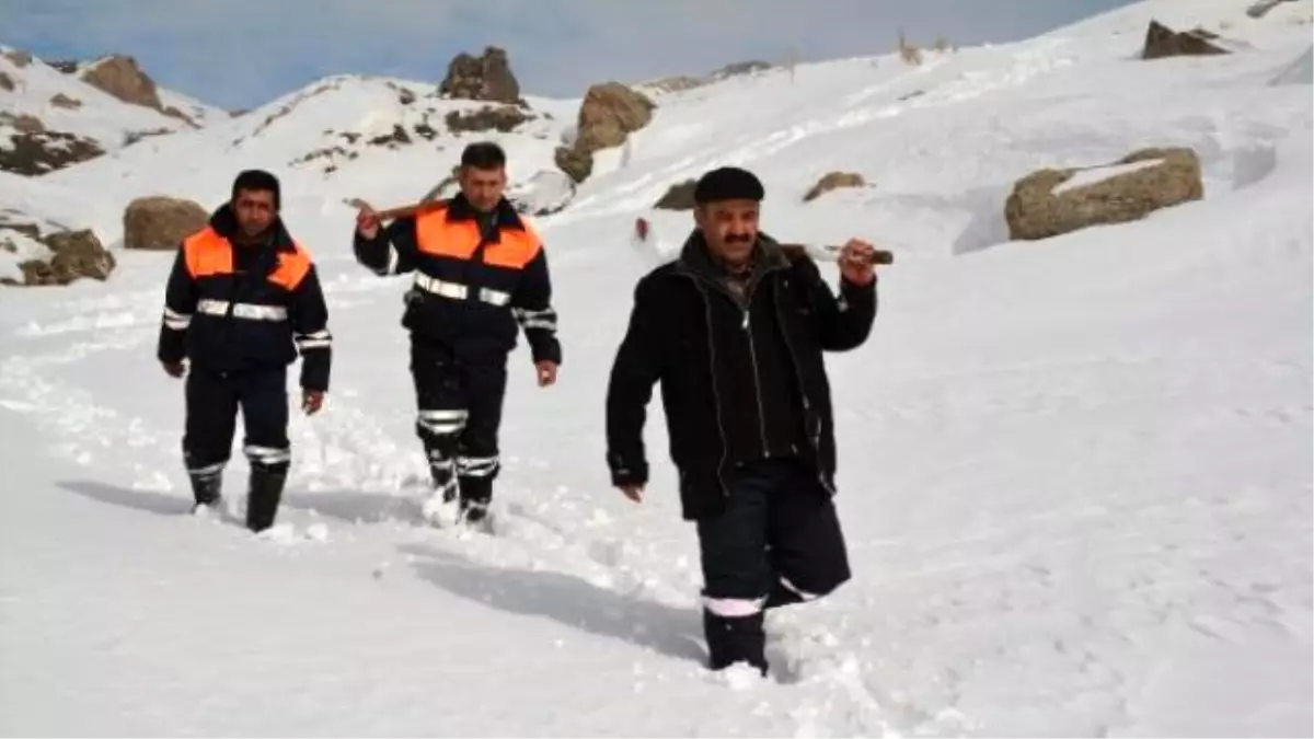 Su Şebekesinin Tamirine Kar Engeli