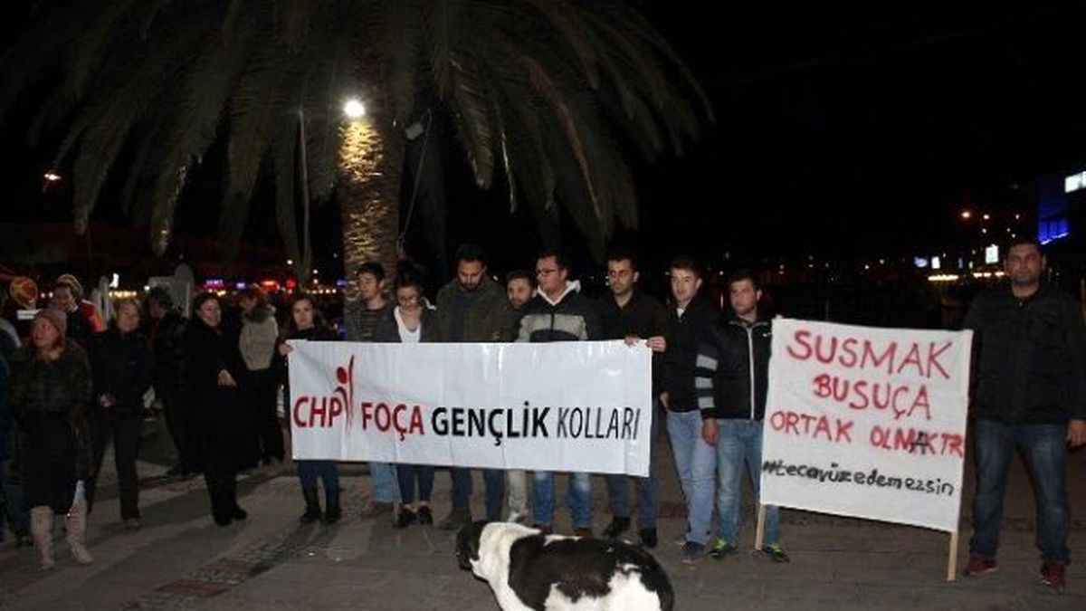 Tecavüz Olayı Foça\'da Protesto Edildi