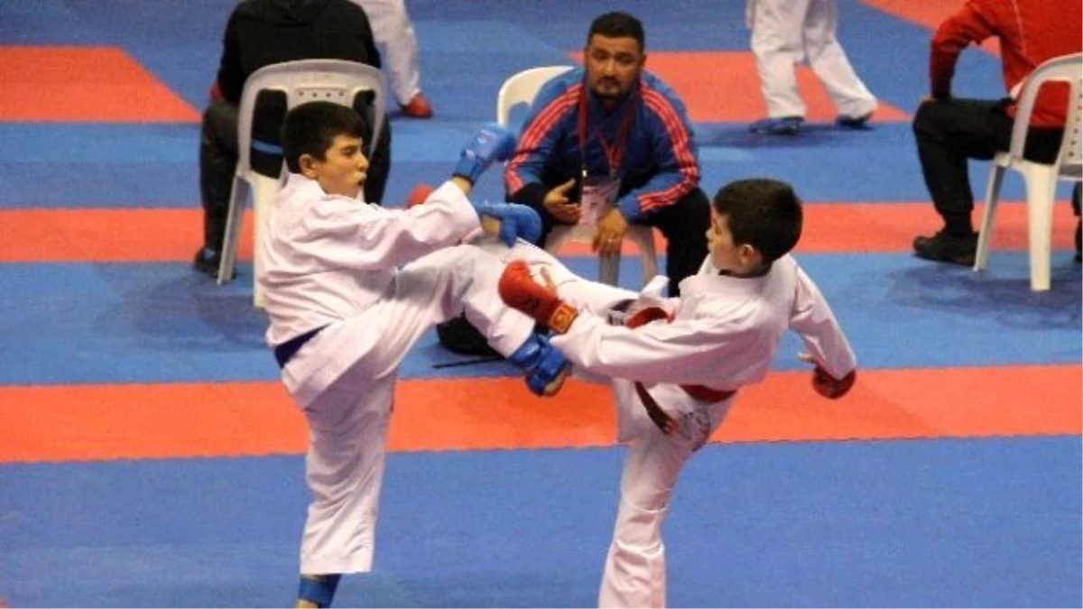 Zonguldak Karate Türkiye Şampiyonasından Eli Boş Döndü