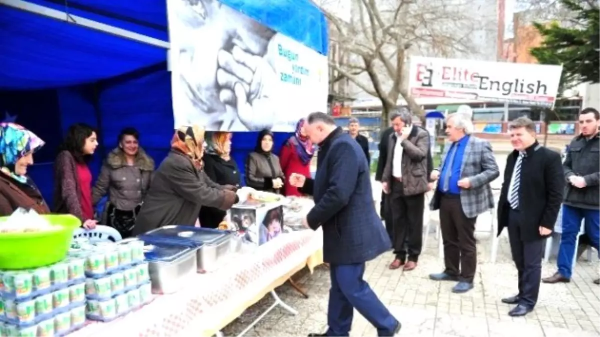 AK Parti\'den Bayırbucak Tükmenleri Yararına Kermes