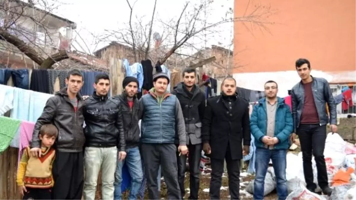 AK Parti Yeşilyurt İlçe Gençlik Kolları\'ndan, Suriyeli Ailelere Yardım